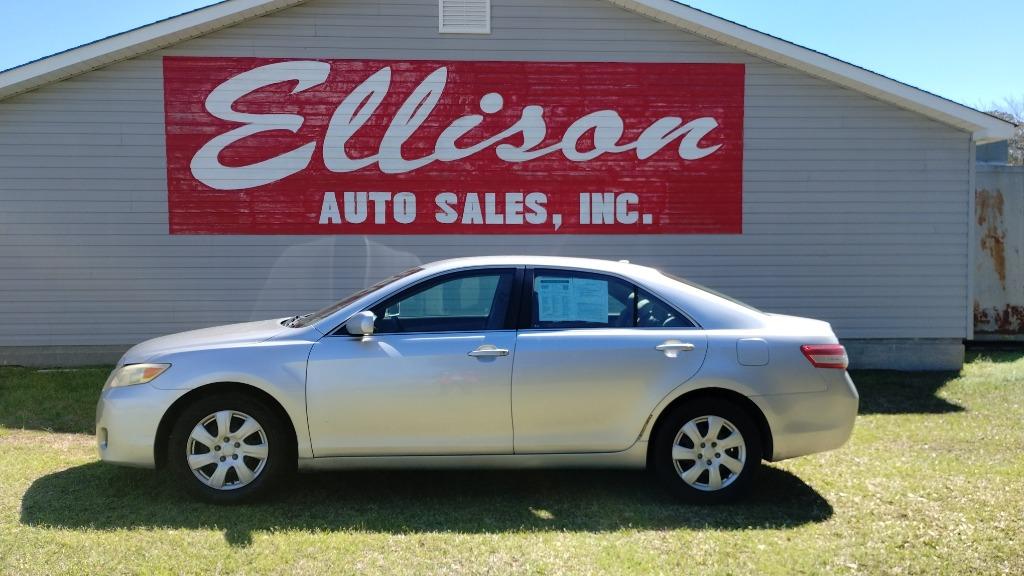 2011 Toyota Camry LE