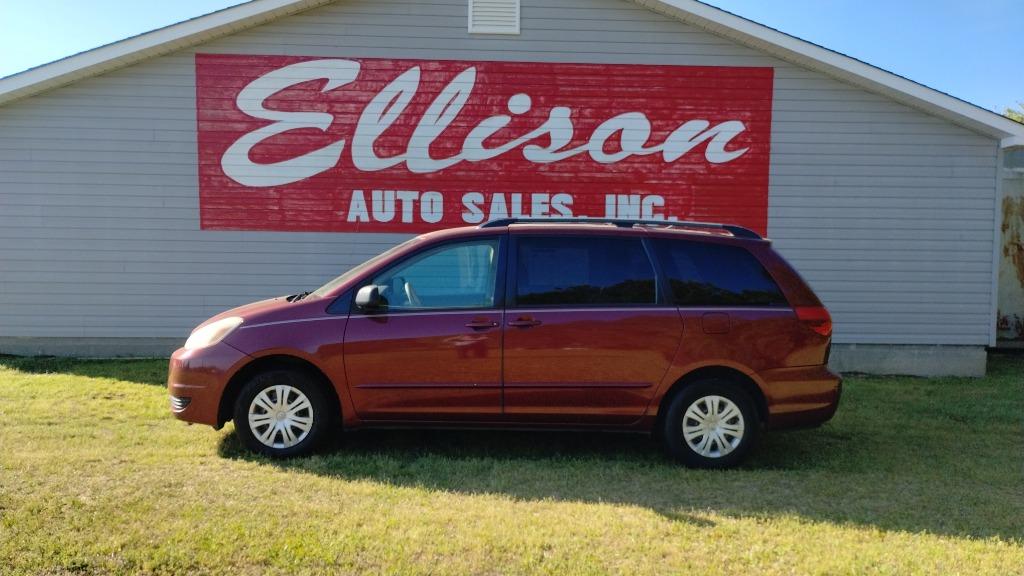 2005 Toyota Sienna LE